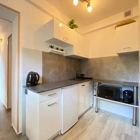 Daire Dom Pod Lisem Centrum *